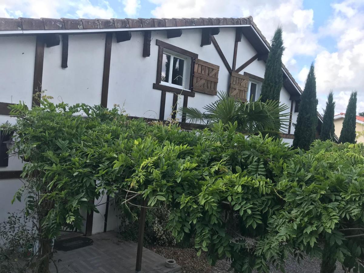 La Landaise Villa Sainte-Eulalie-en-Born Eksteriør billede